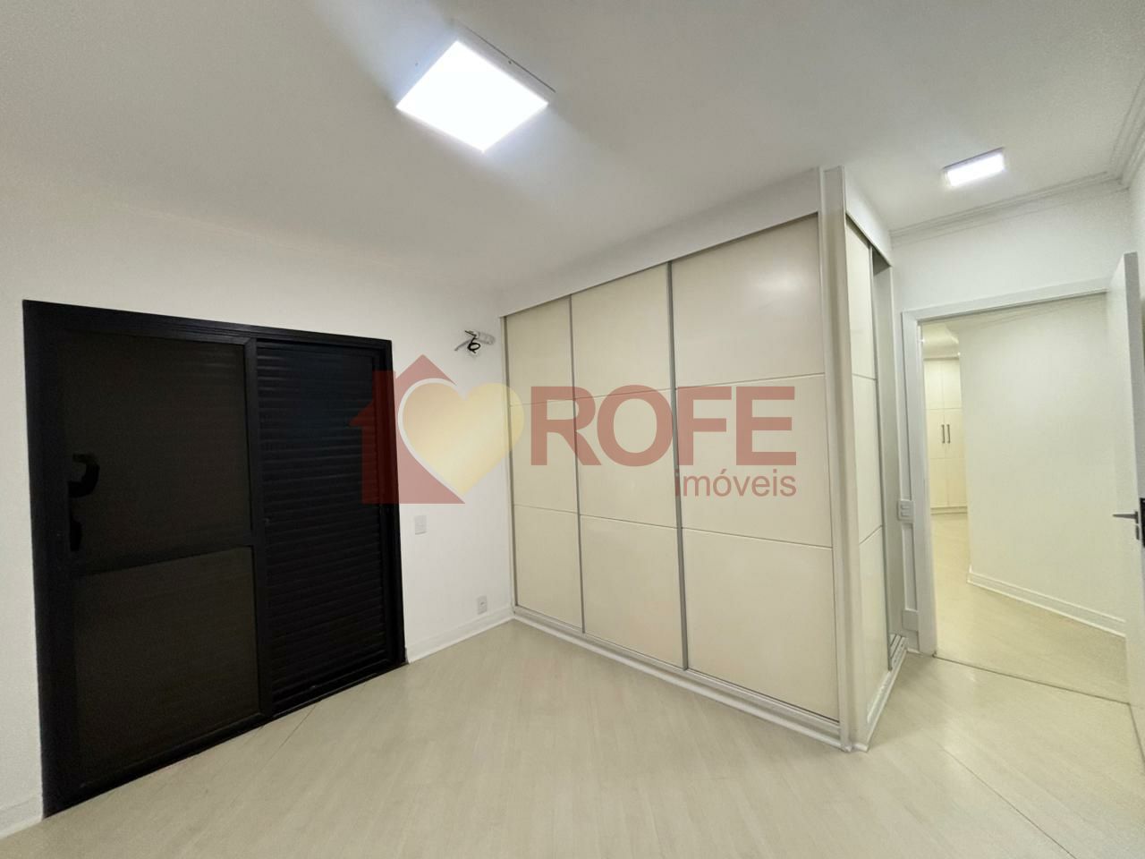 Foto 17 - RF33239