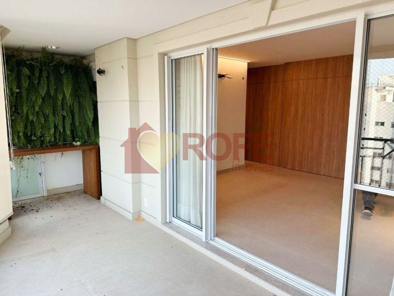 Foto 3 - RF33271