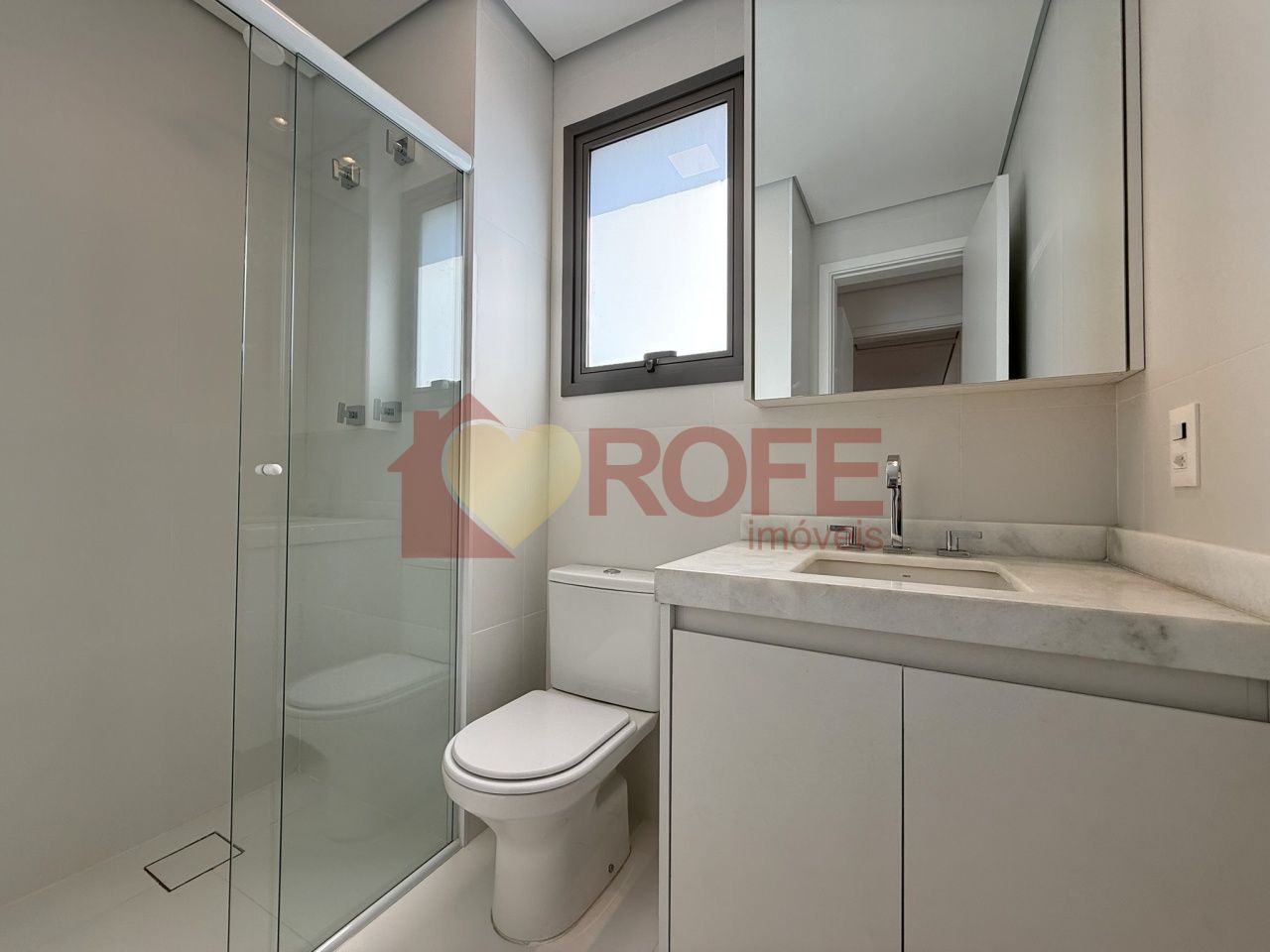 Foto 28 - RF33281