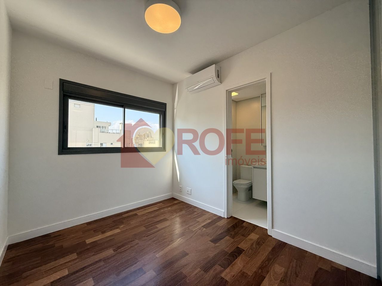 Foto 35 - RF33281