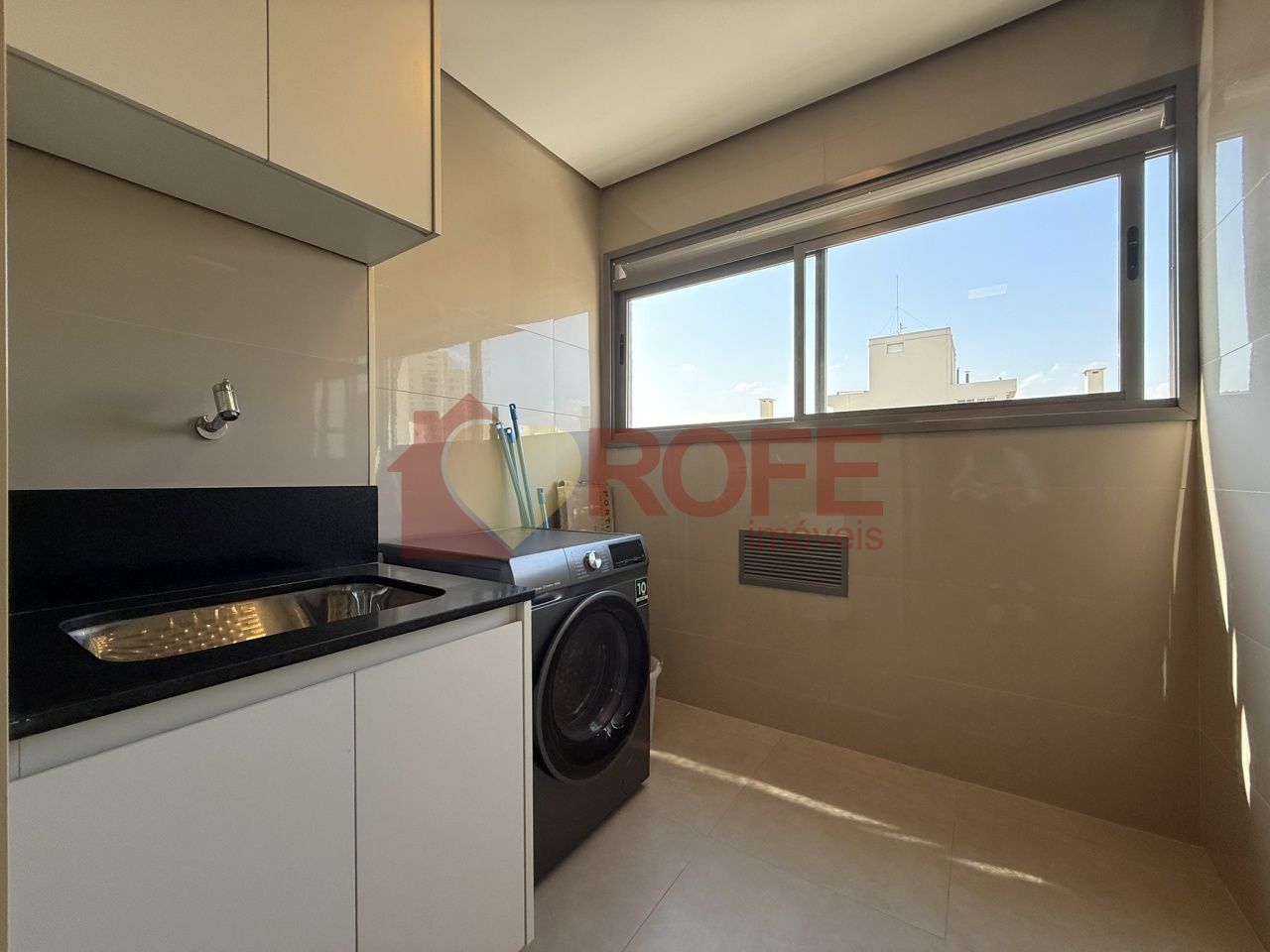 Foto 42 - RF33281