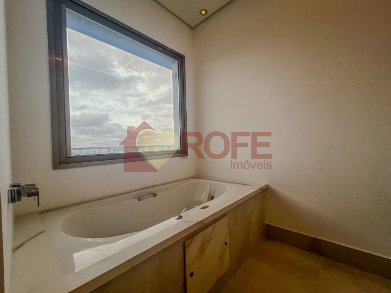 Foto 17 - RF33506