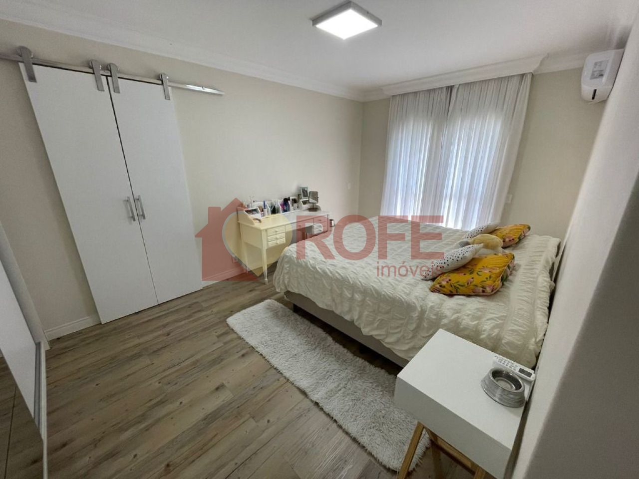 Foto 17 - RF33890