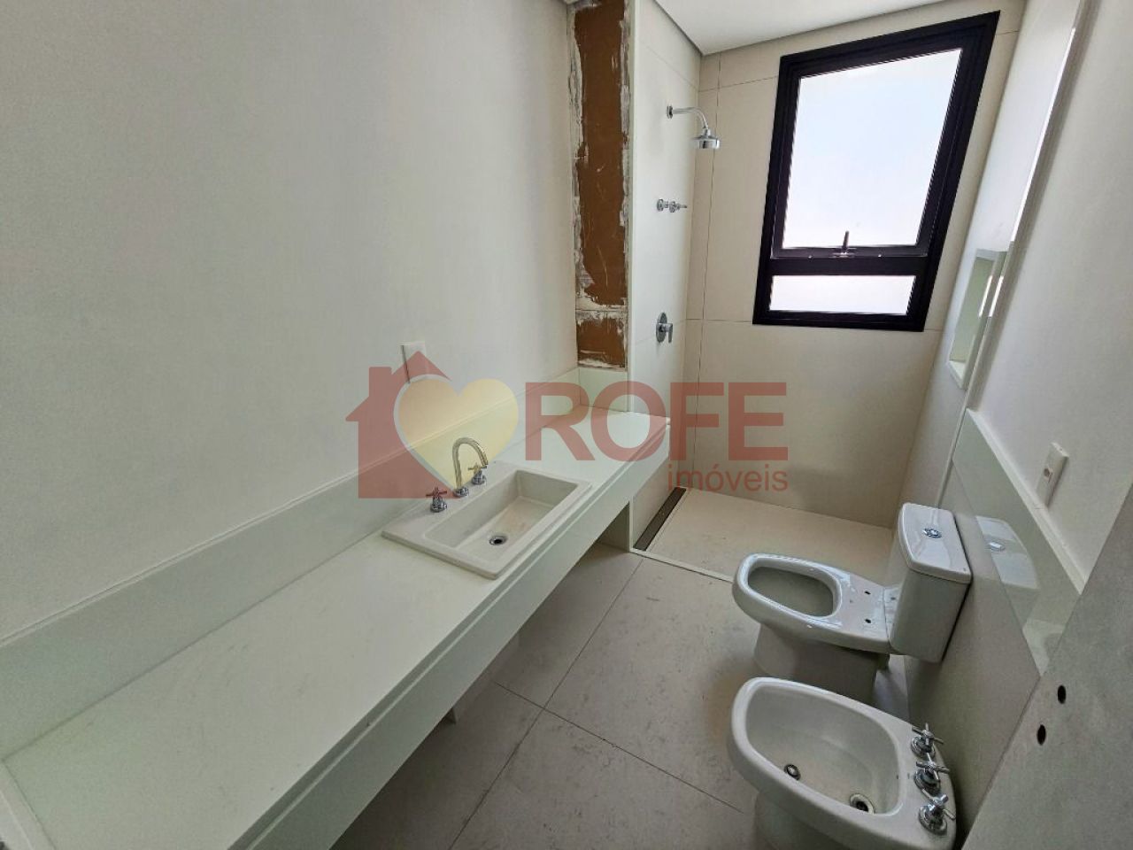 Foto 14 - RF33937