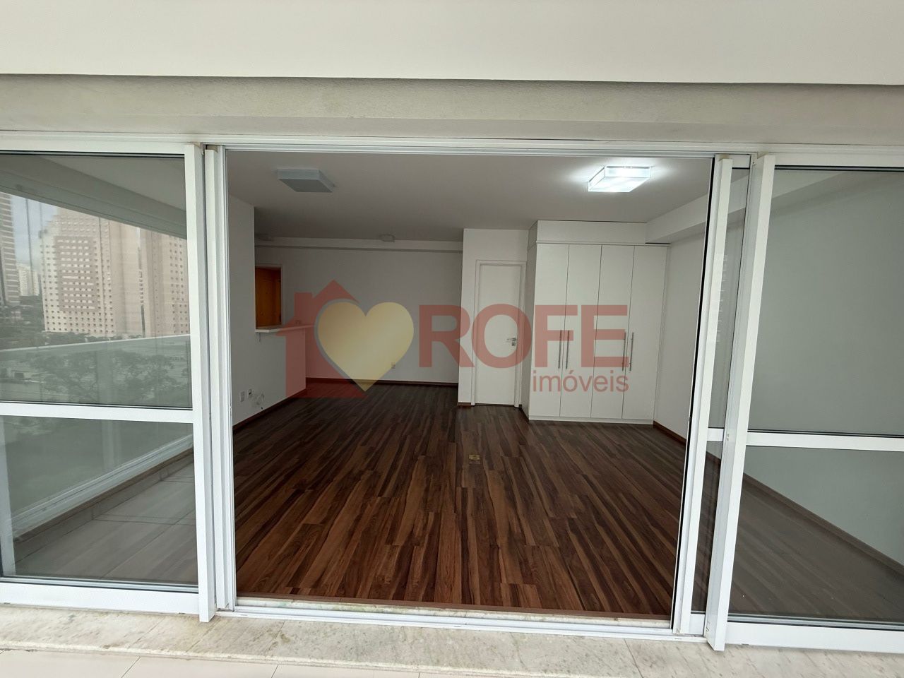 Foto 3 - RF34021