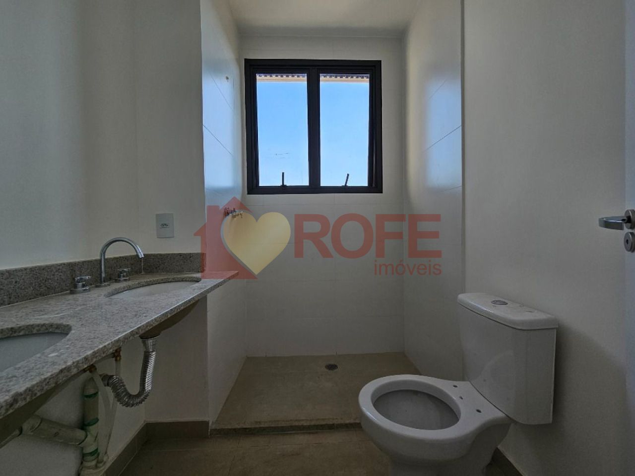 Foto 17 - RF34189