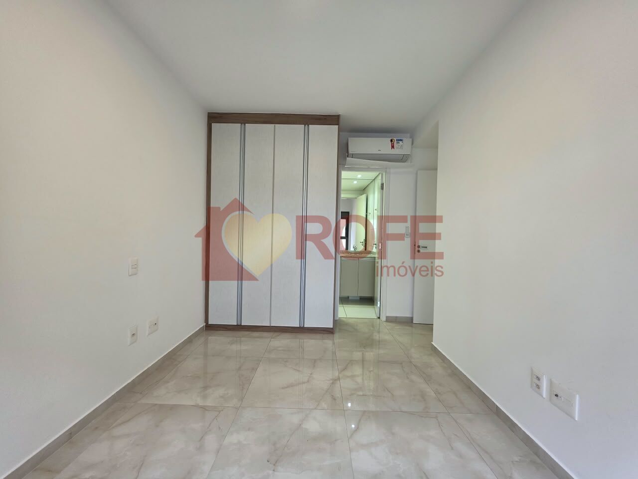 Foto 15 - RF34211