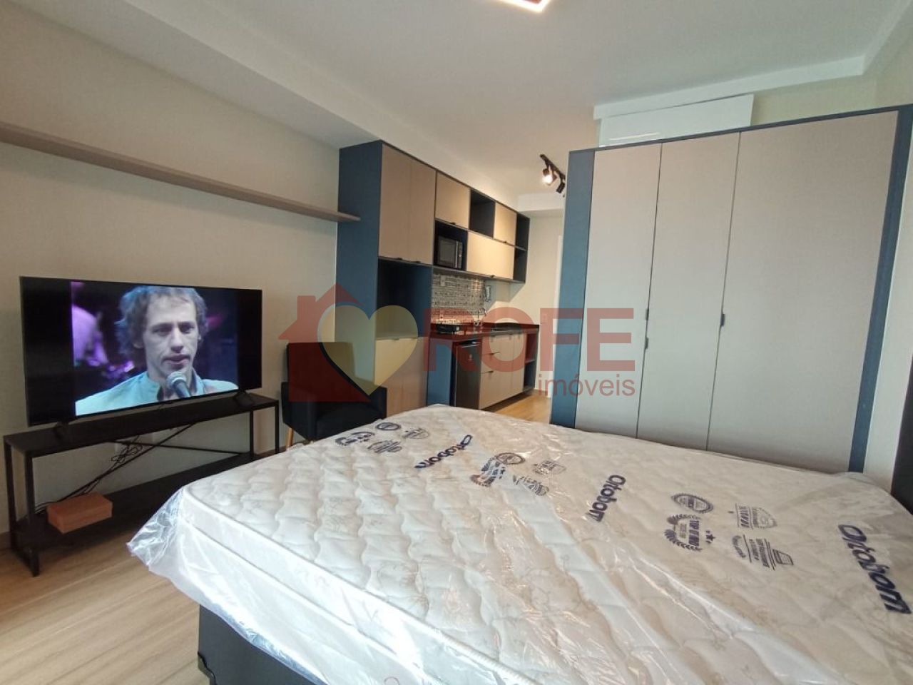 Foto 3 - RF34563