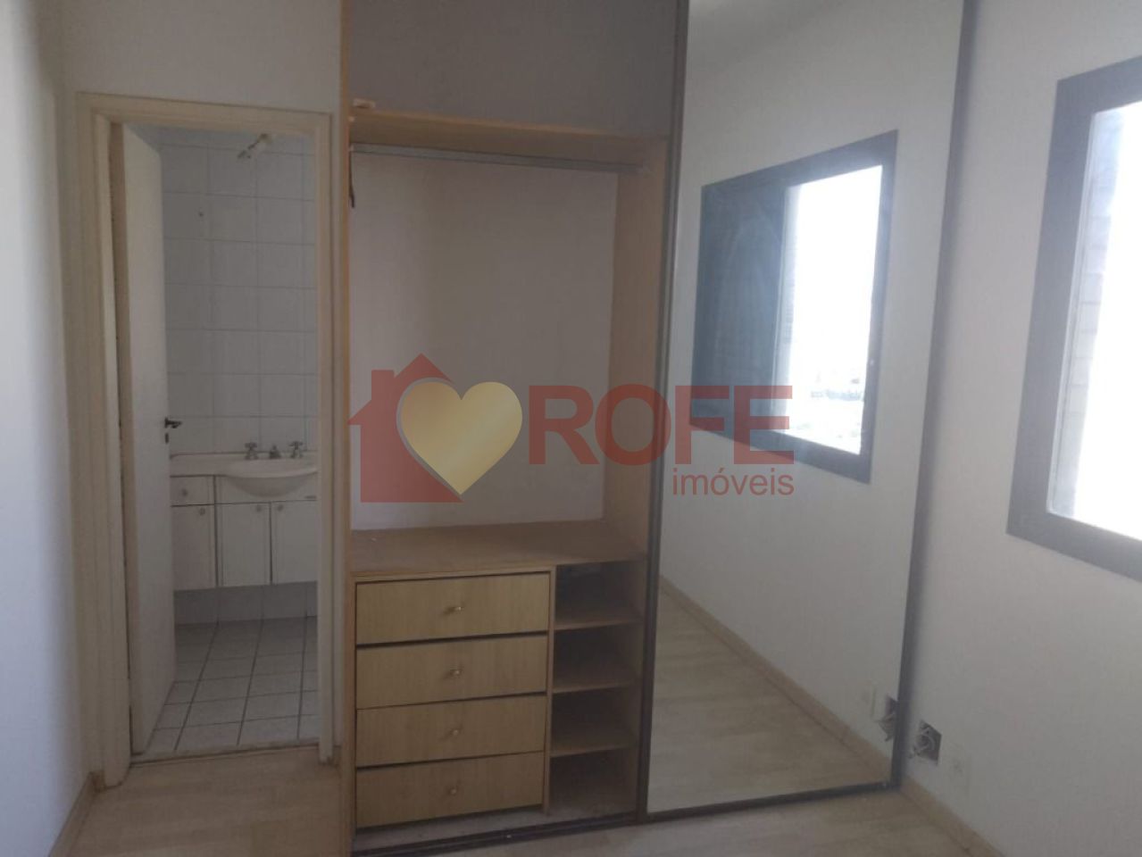 Foto 6 - RF34733