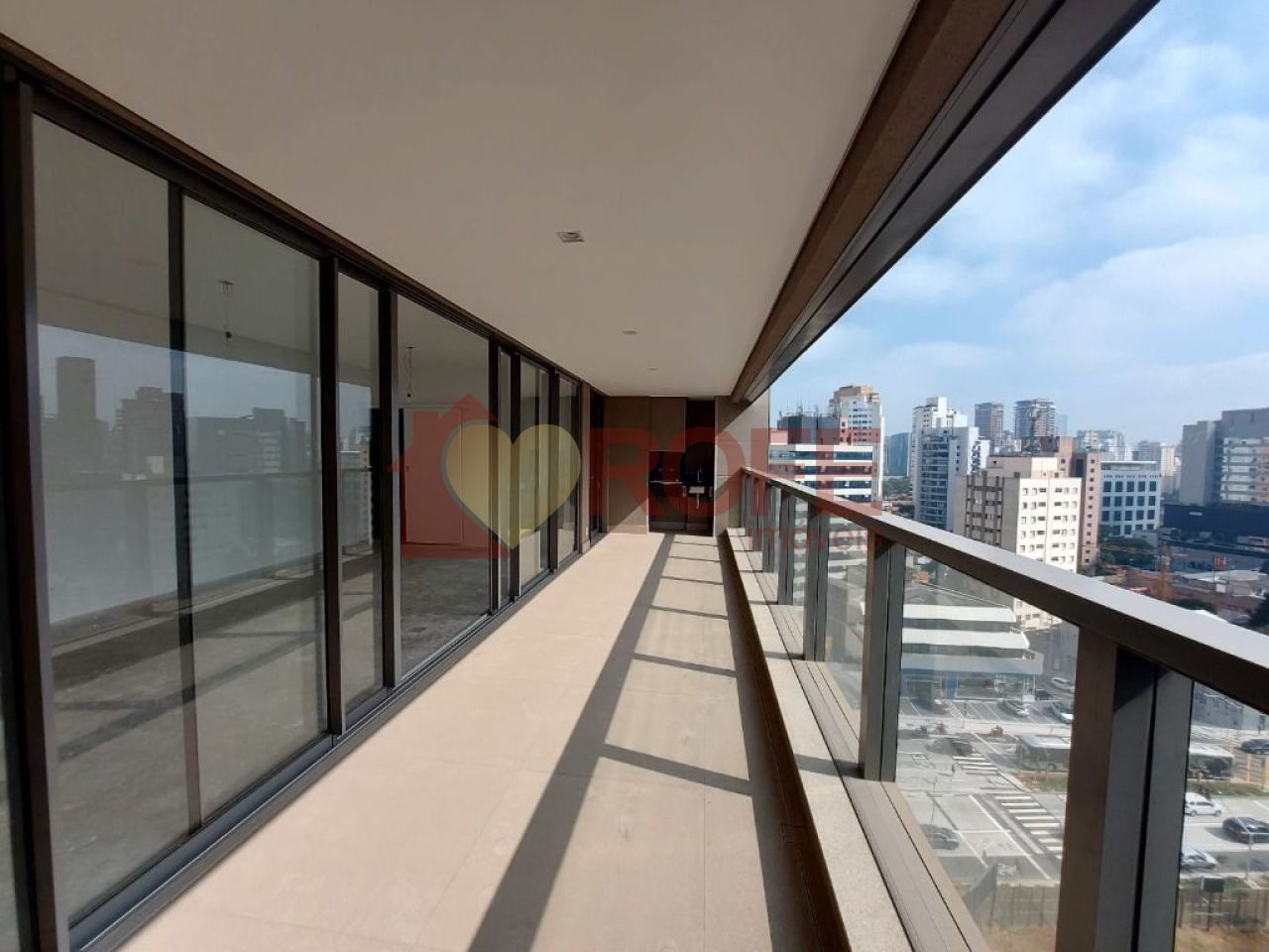 Foto 3 - RF34853
