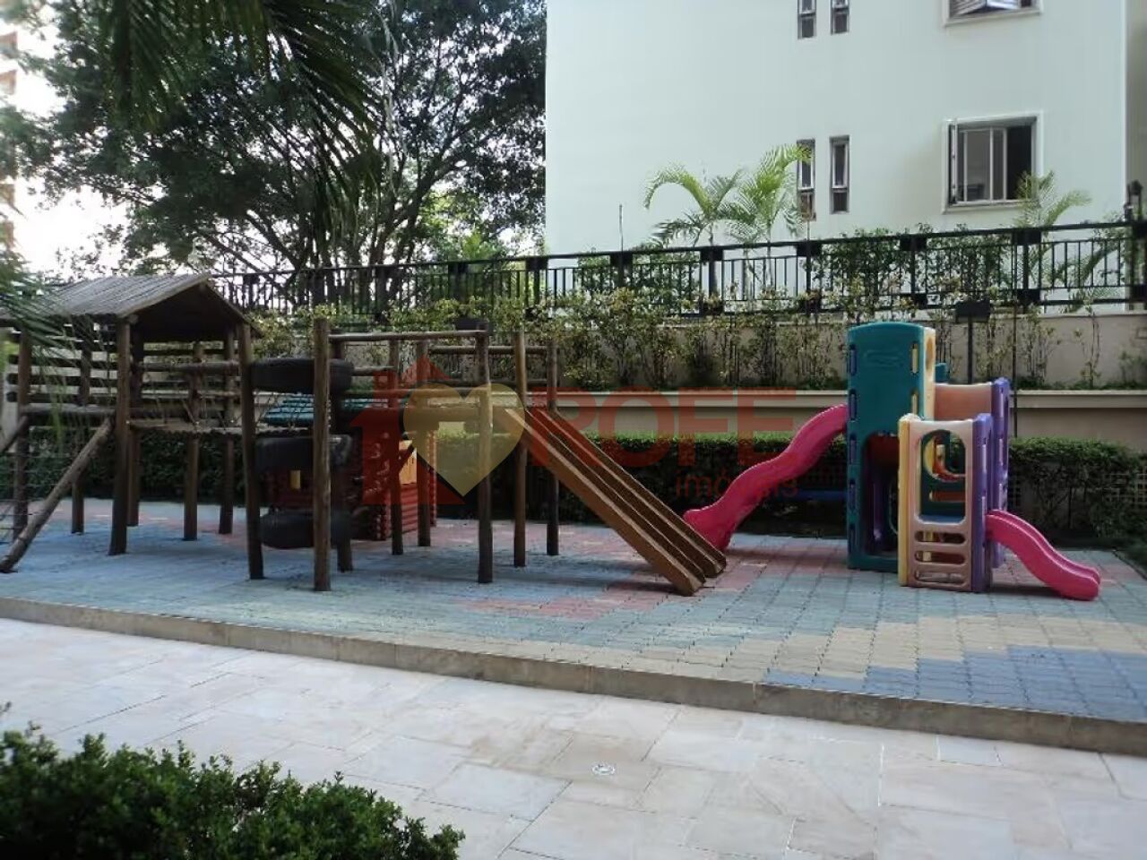 Foto 23 - RF34937