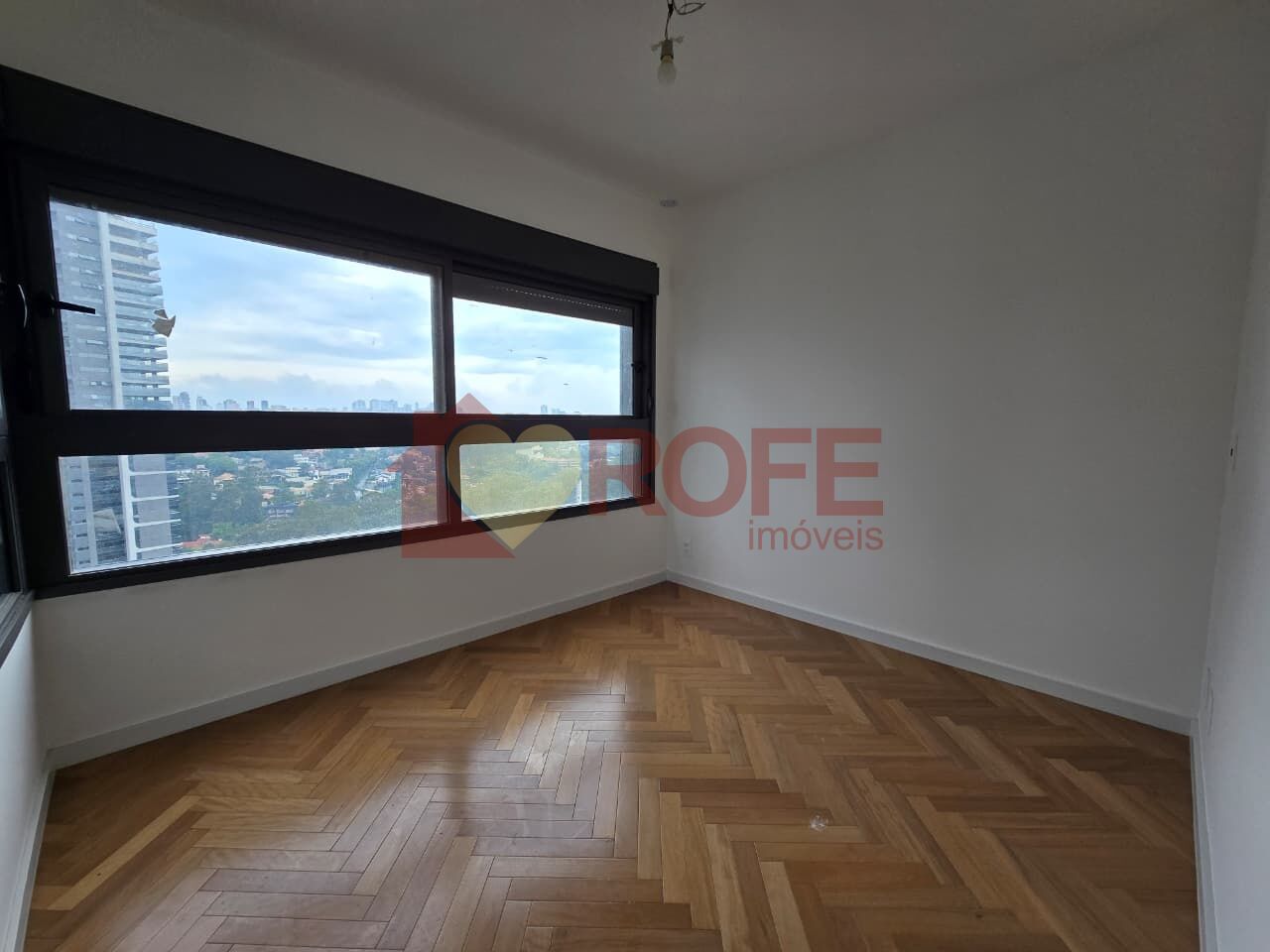 Foto 10 - RF35022