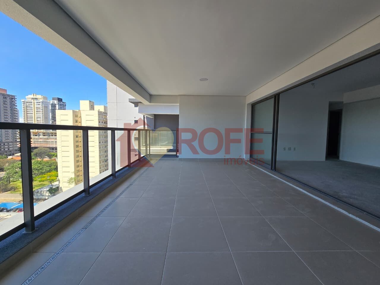 Foto 5 - RF35127