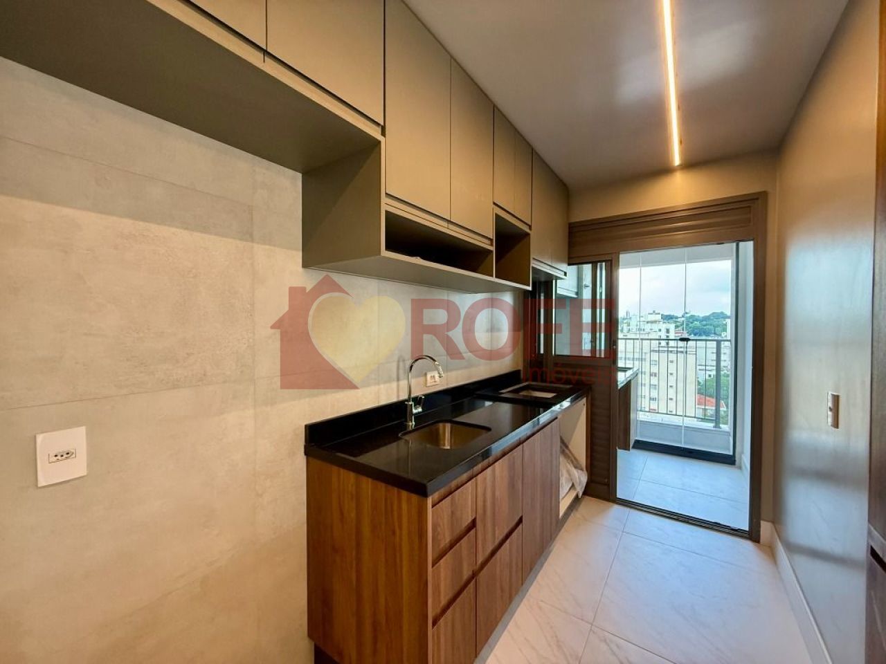 Foto 2 - RF35198