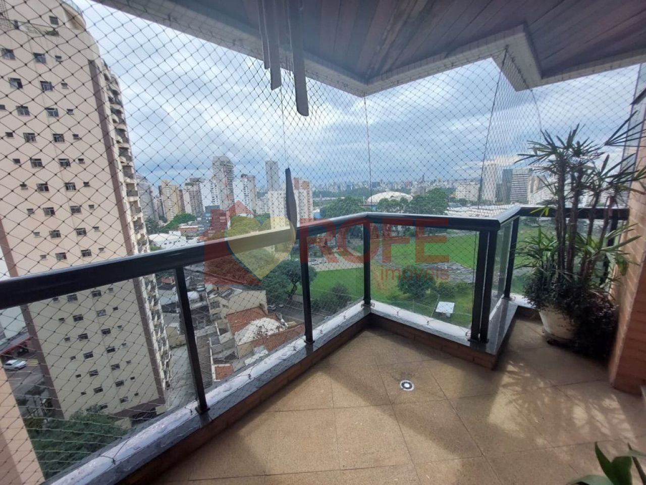 Foto 2 - RF35400