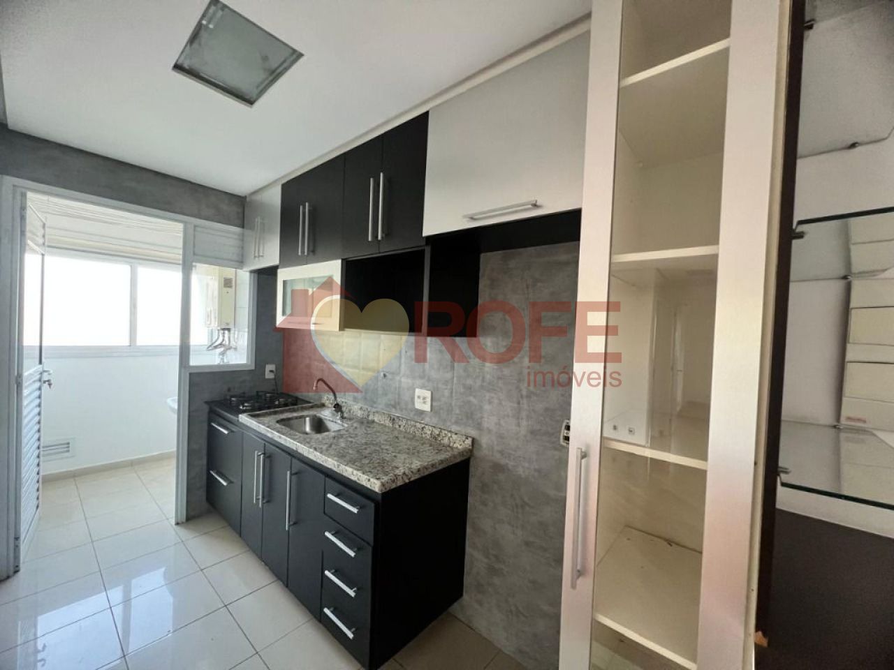 Foto 5 - RF35402