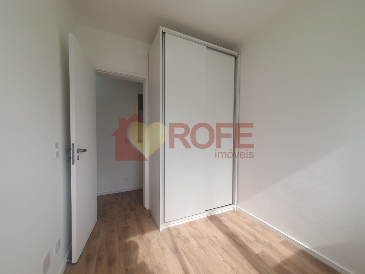 Foto 7 - RF35677
