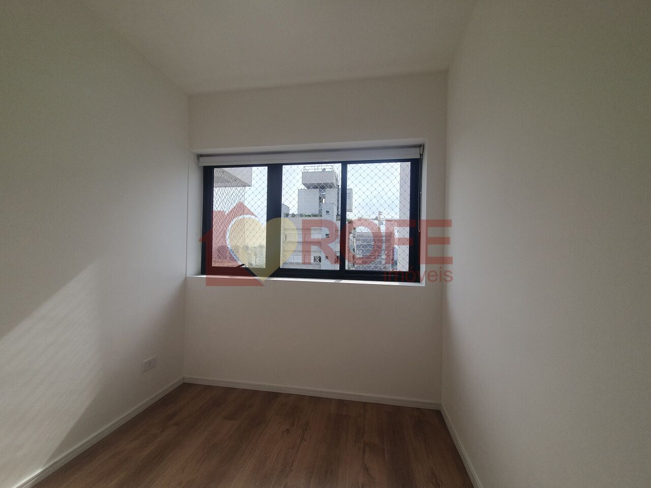 Foto 8 - RF35677