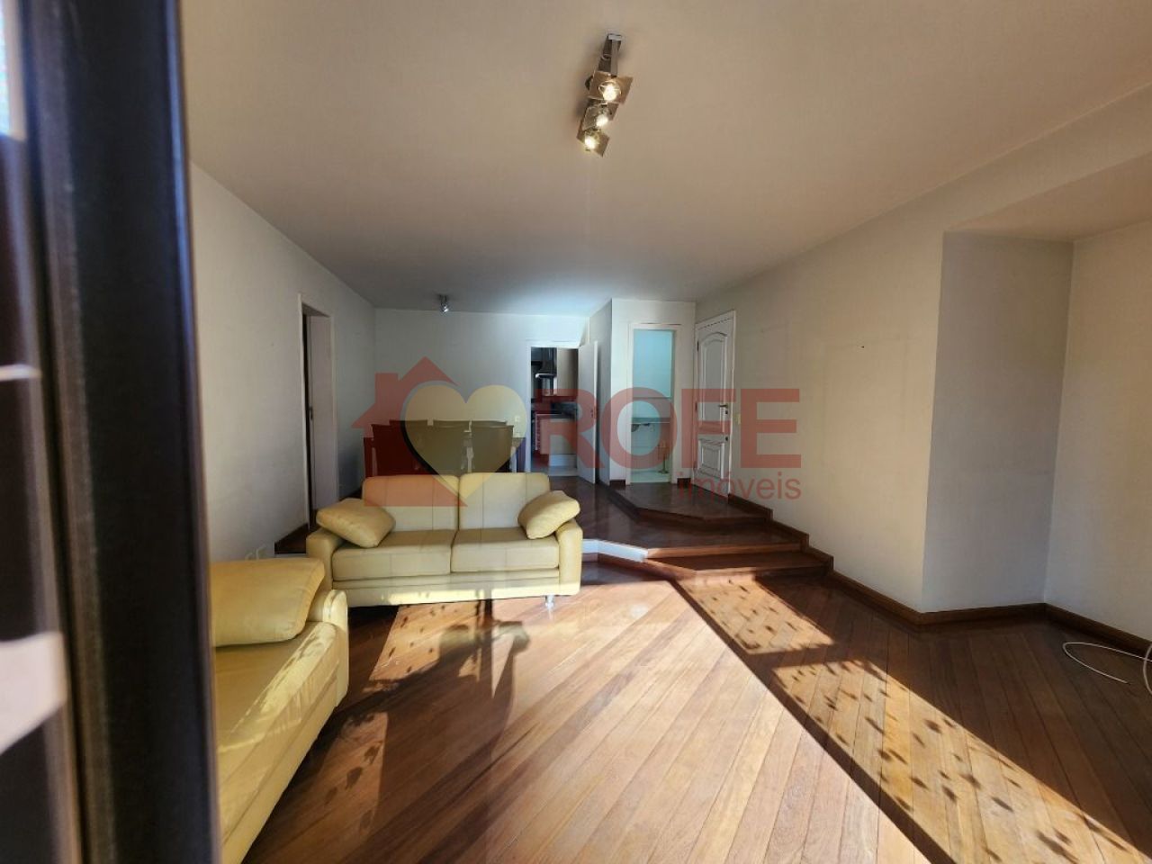 Foto 5 - RF35700