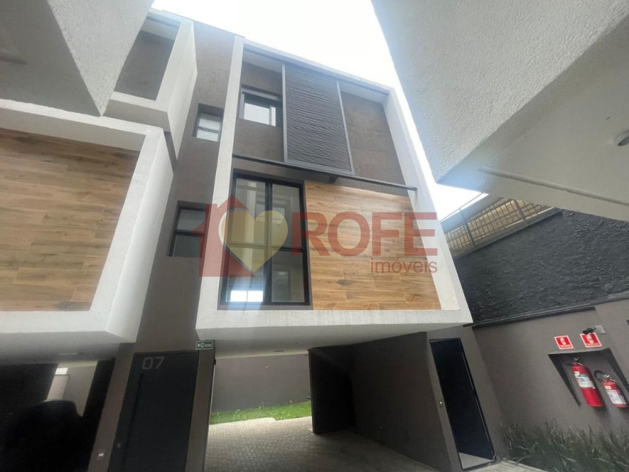 Foto 3 - RF35723