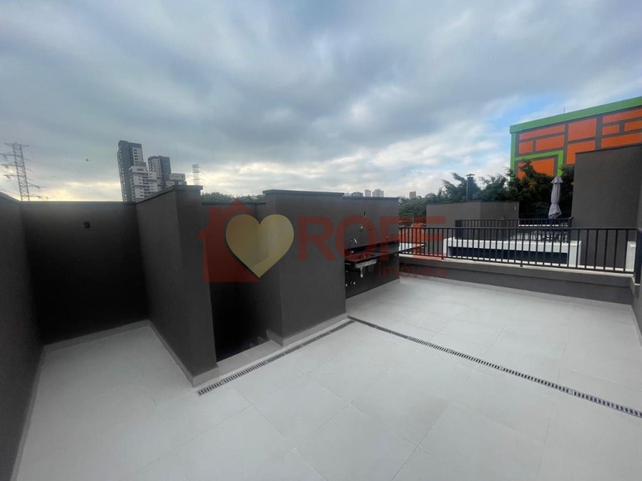 Foto 23 - RF35723