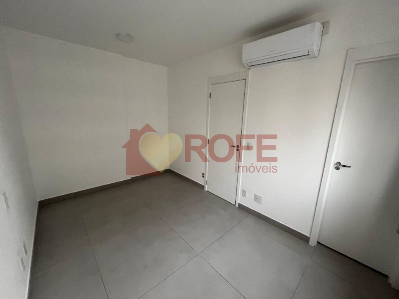 Foto 11 - RF35729