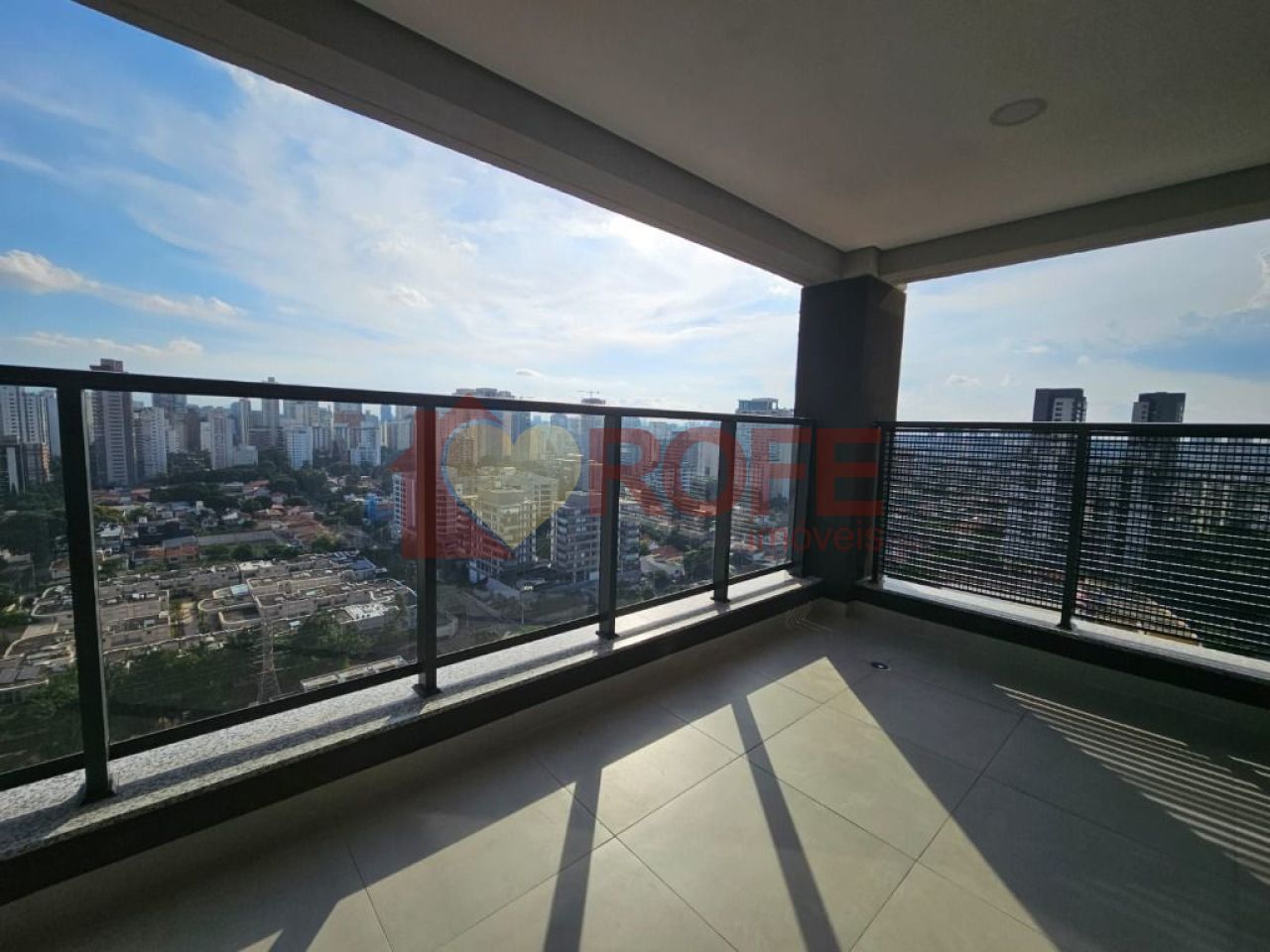 Foto 8 - RF35817
