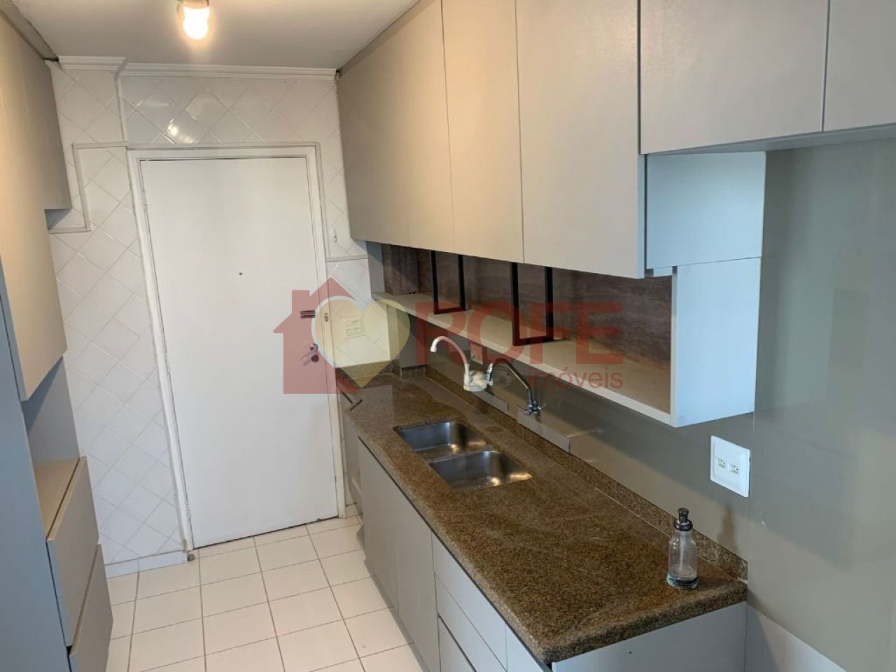 Foto 4 - RF35988