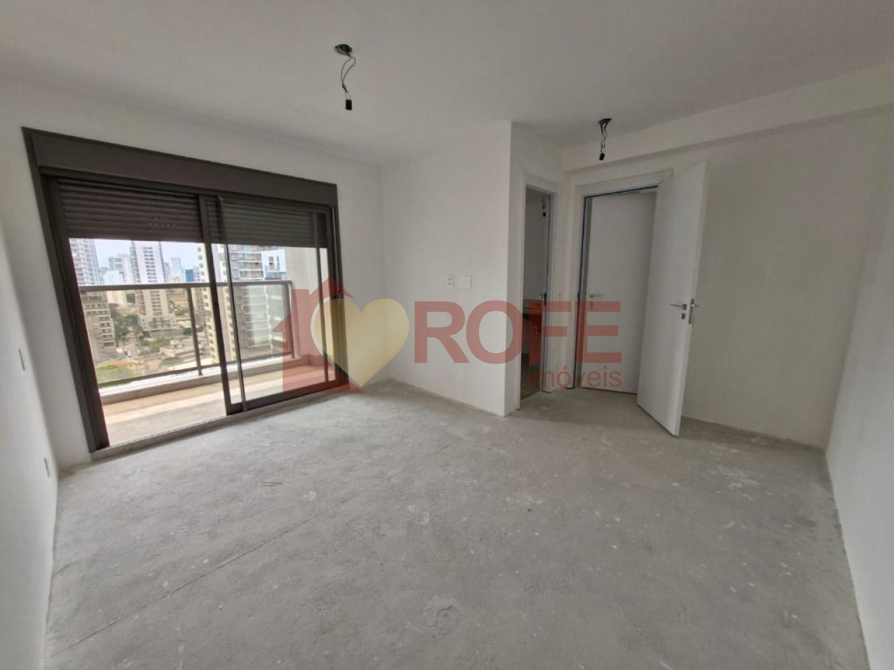 Foto 10 - RF36004