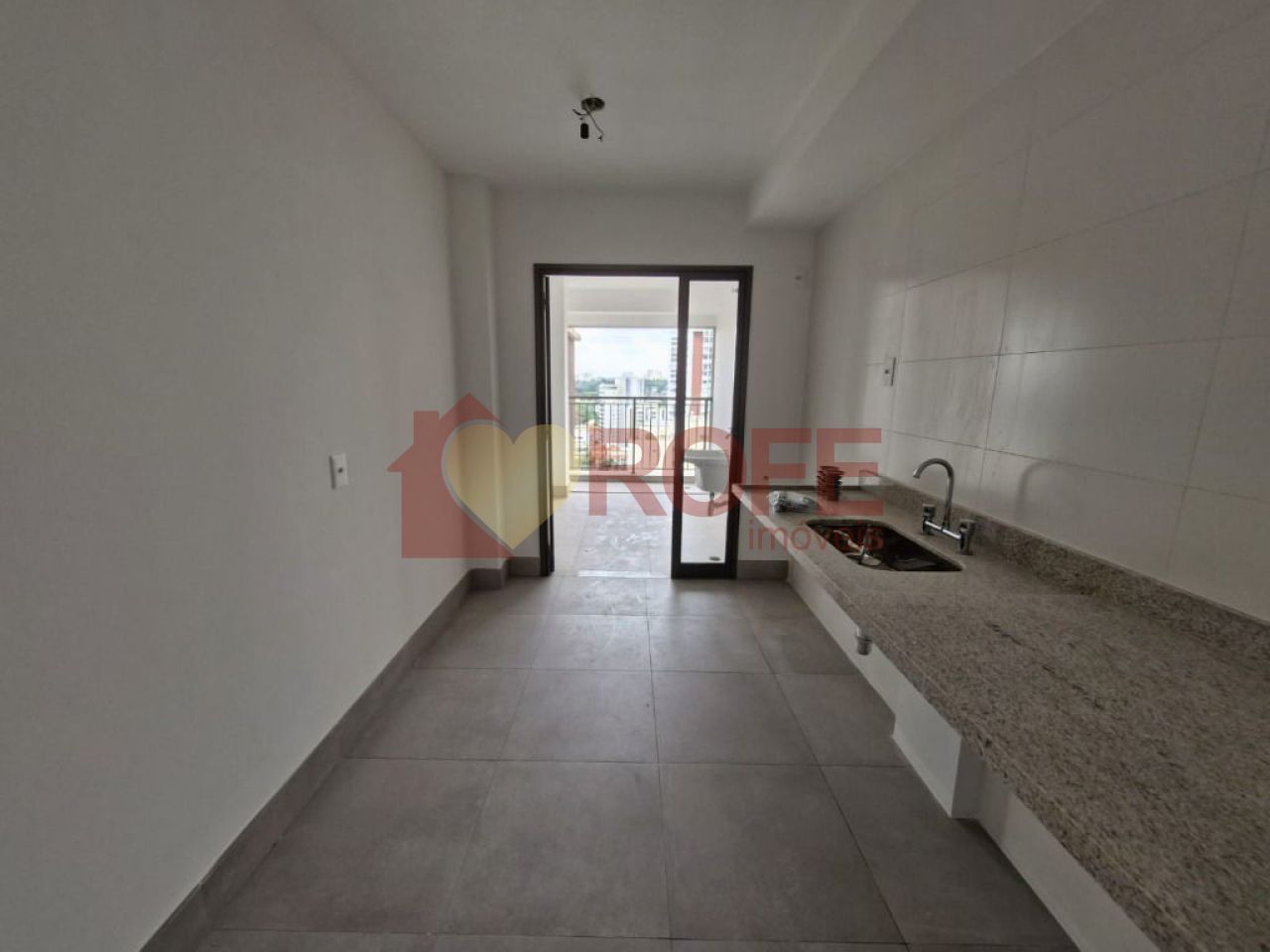 Foto 23 - RF36004