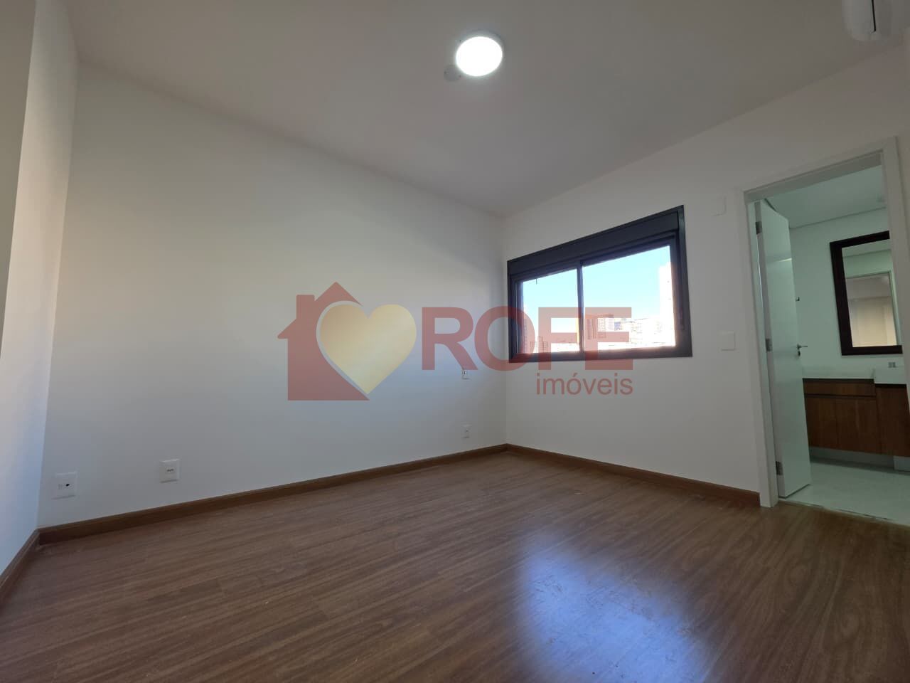 Foto 10 - RF36040