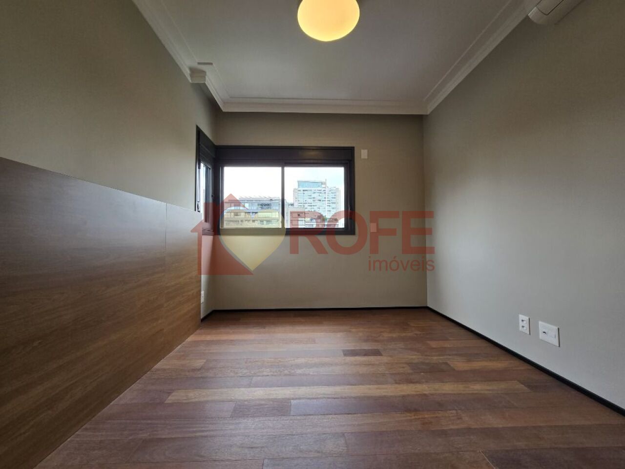 Foto 31 - RF36046