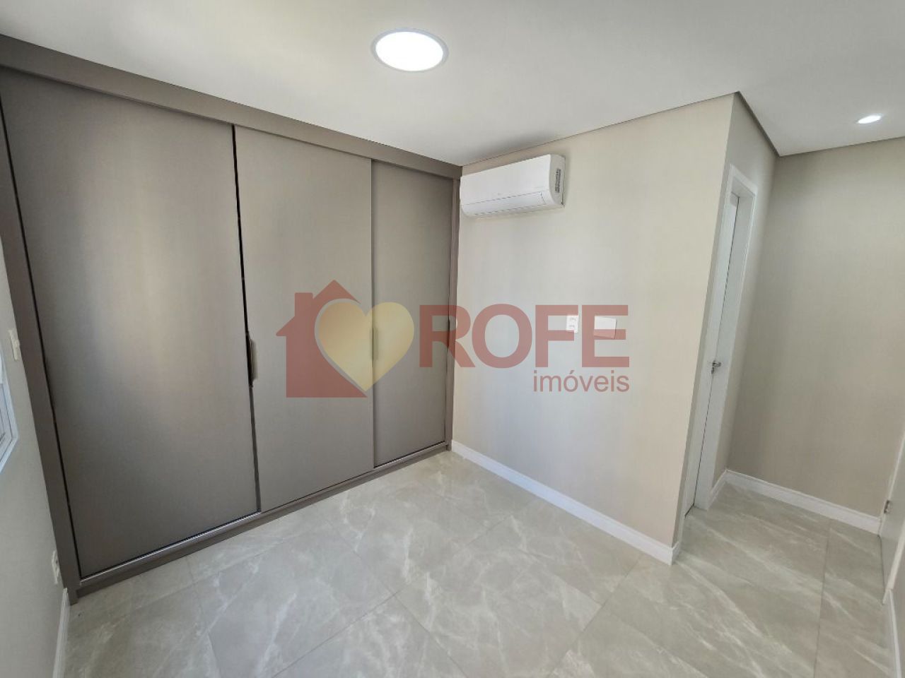 Foto 17 - RF36128