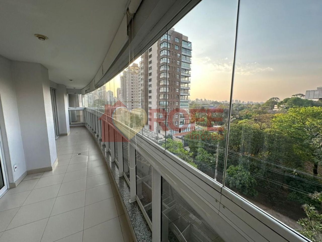 Foto 8 - RF36295