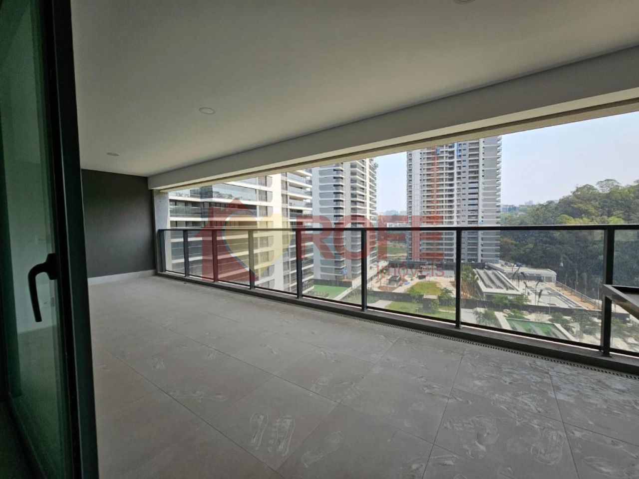 Foto 2 - RF36632