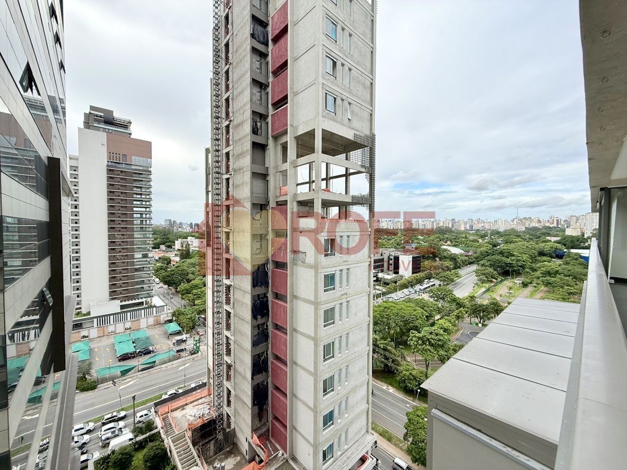 Foto 4 - RF36704
