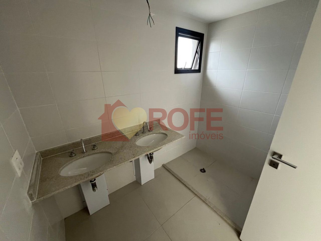 Foto 28 - RF36916