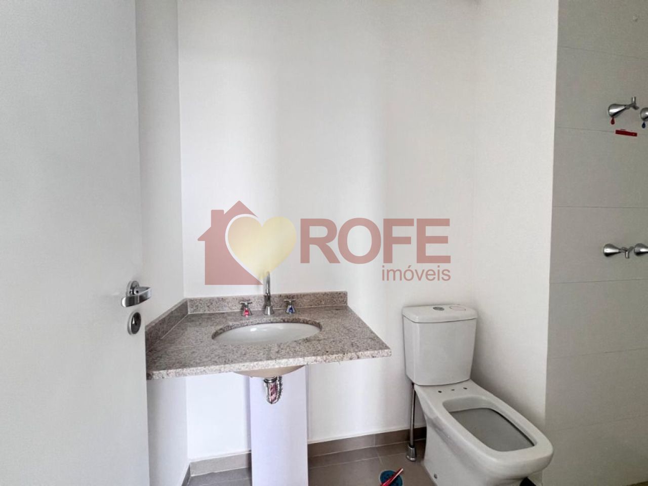Foto 4 - RF36984