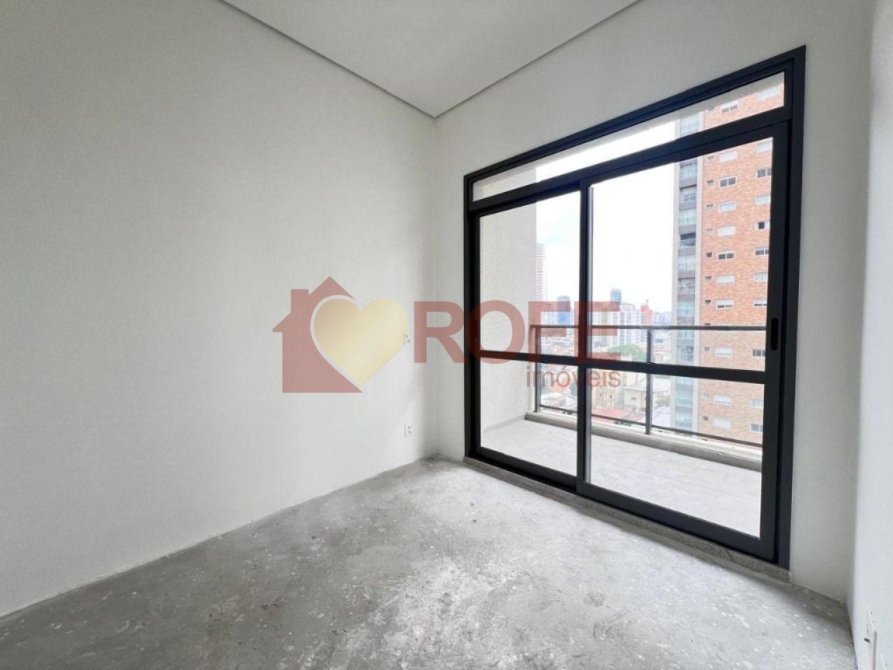 Foto 2 - RF36987