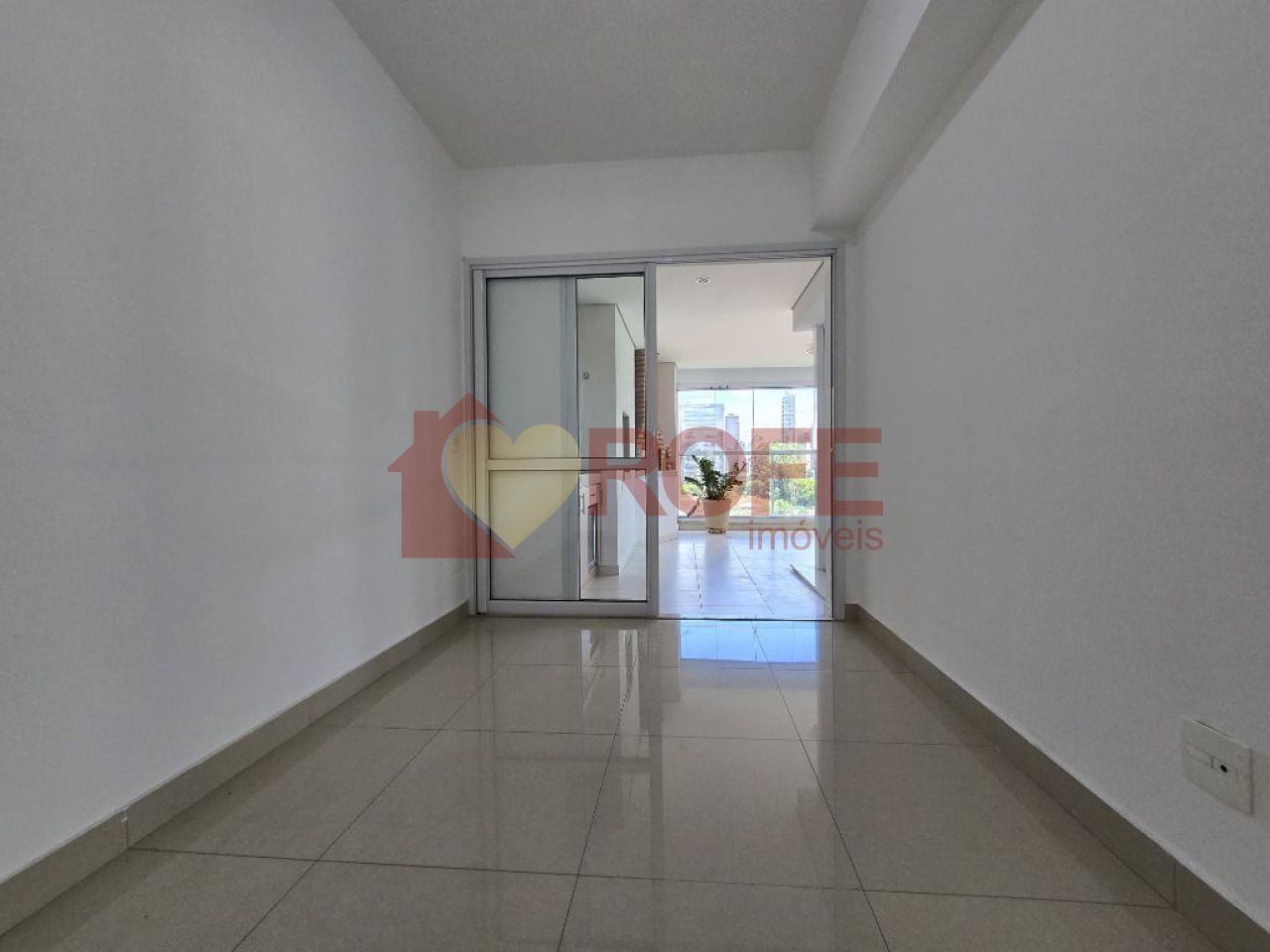Foto 21 - RF37025