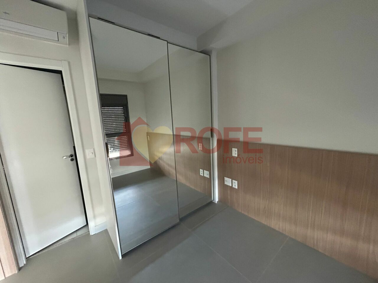 Foto 7 - RF37033