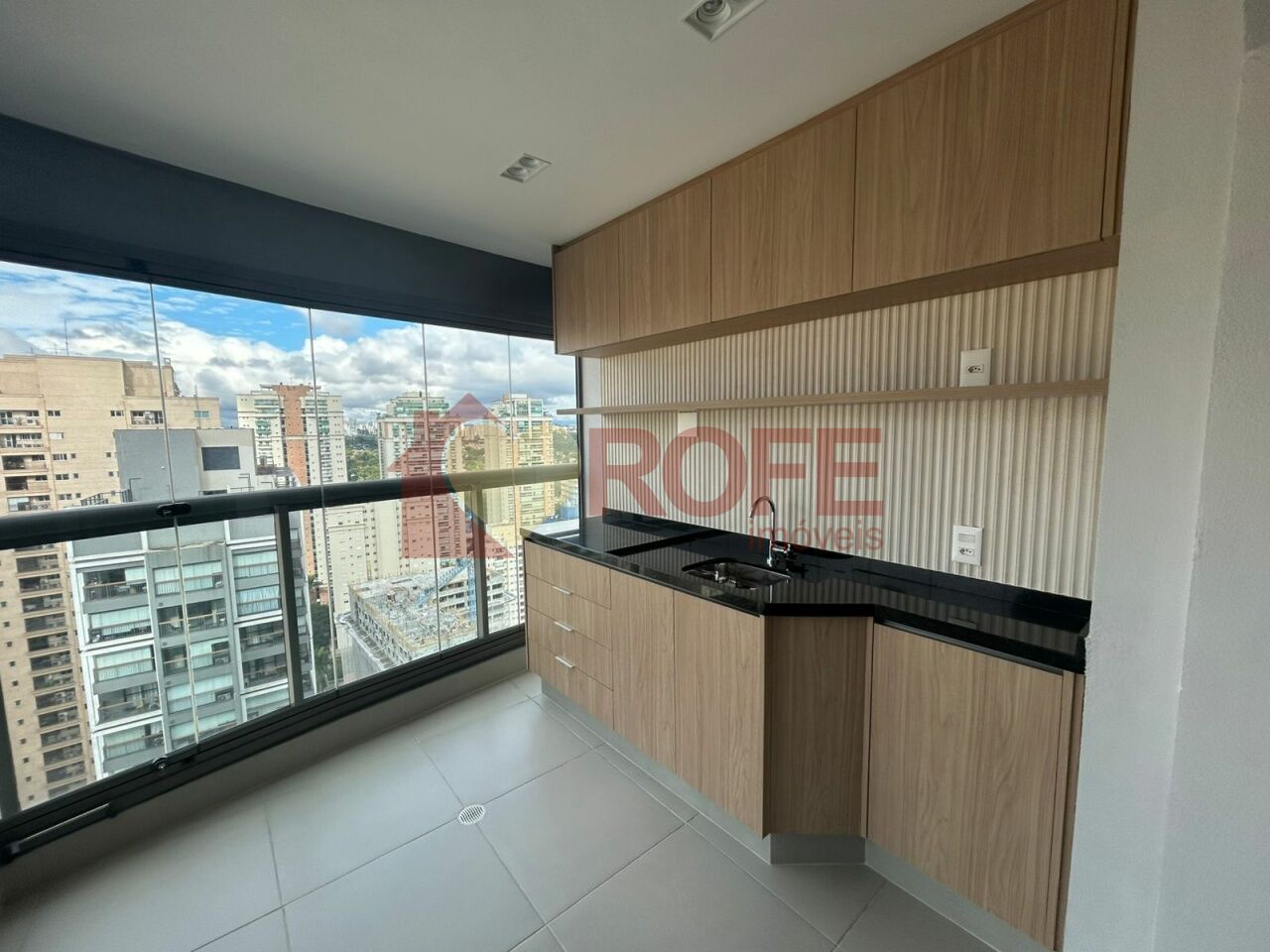 Foto 3 - RF37033