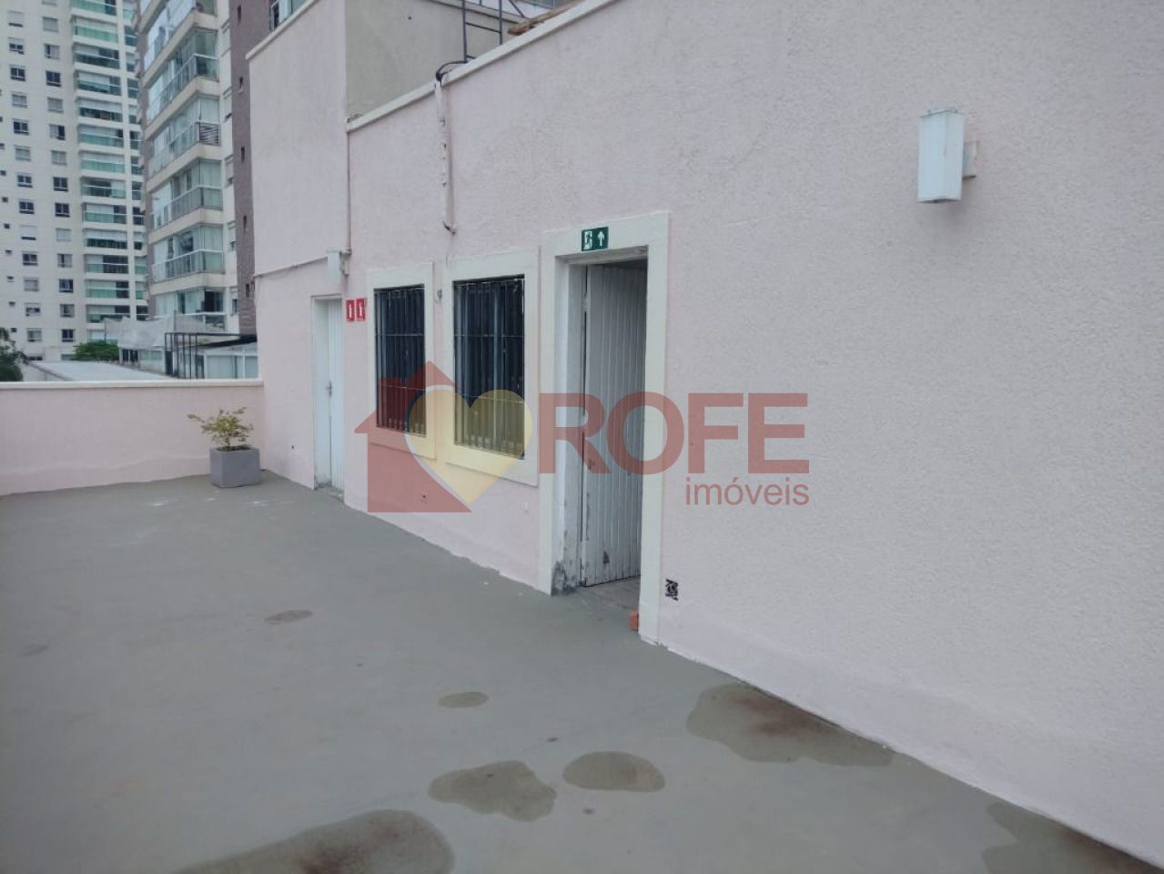 Foto 33 - RF37246