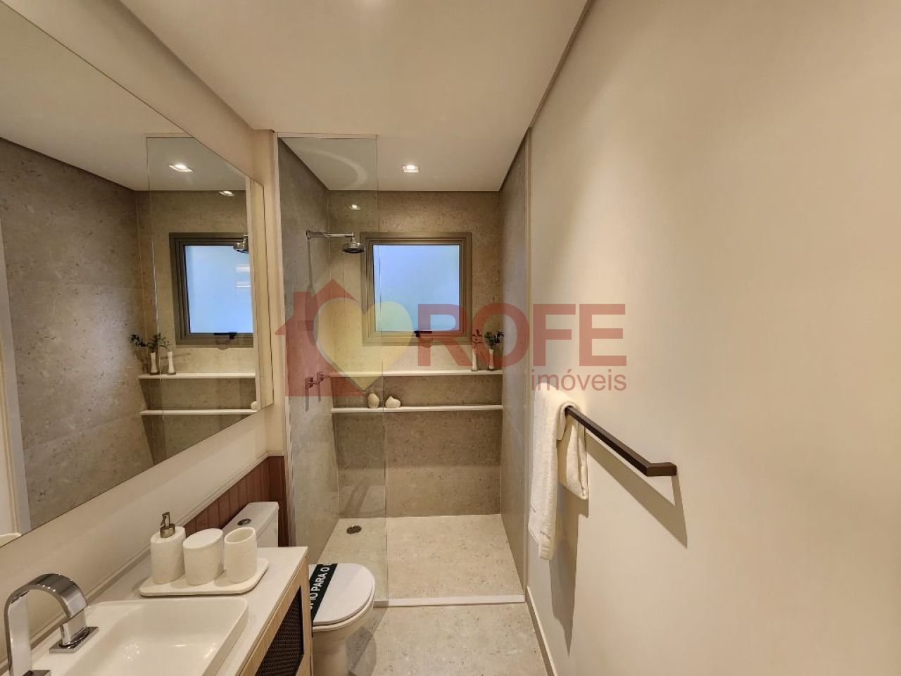 Foto 45 - RF37355