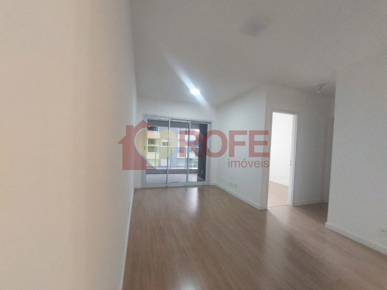 Foto 2 - RF37421