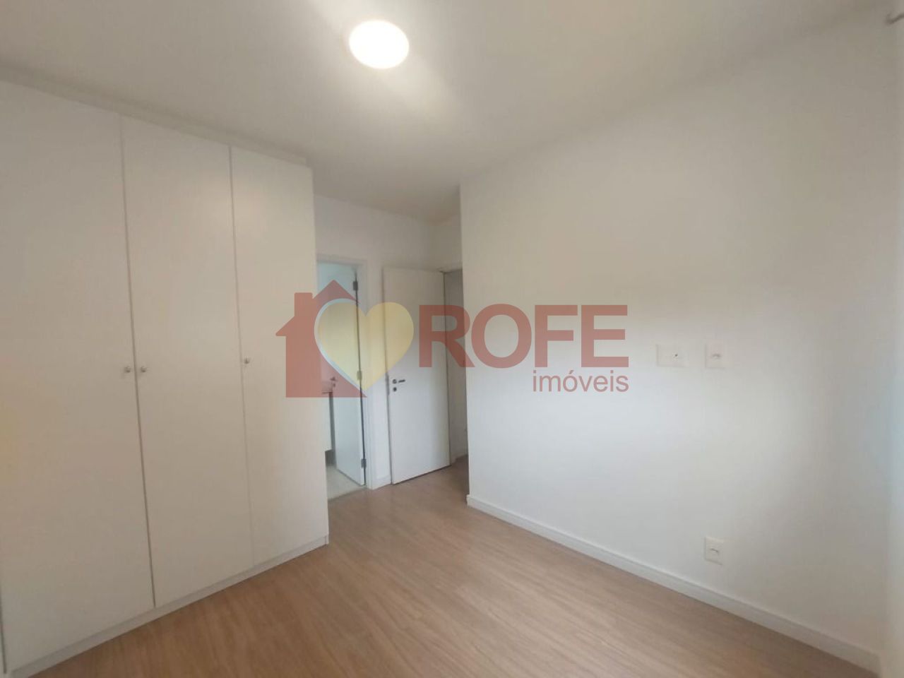 Foto 8 - RF37421