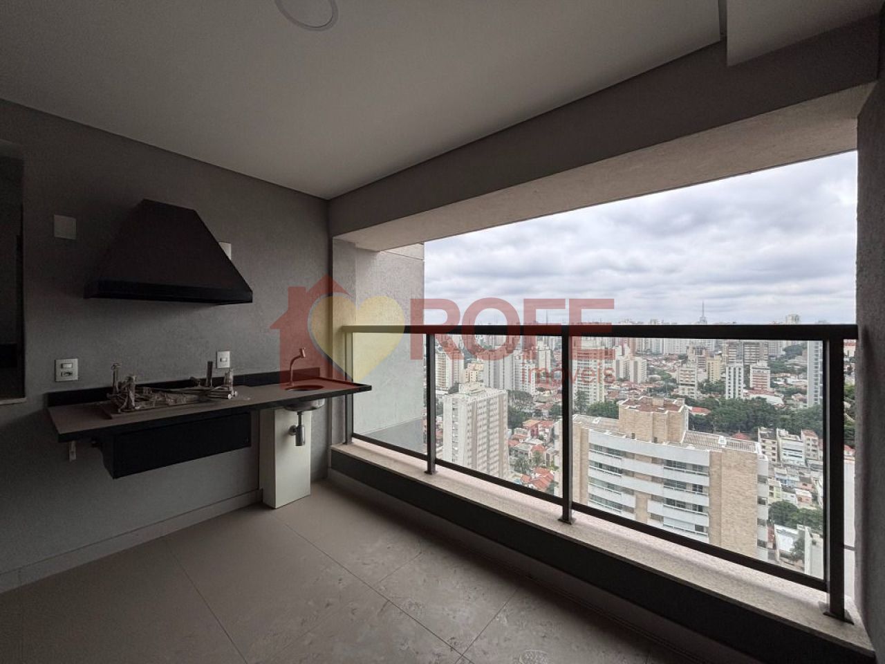 Foto 4 - RF37426