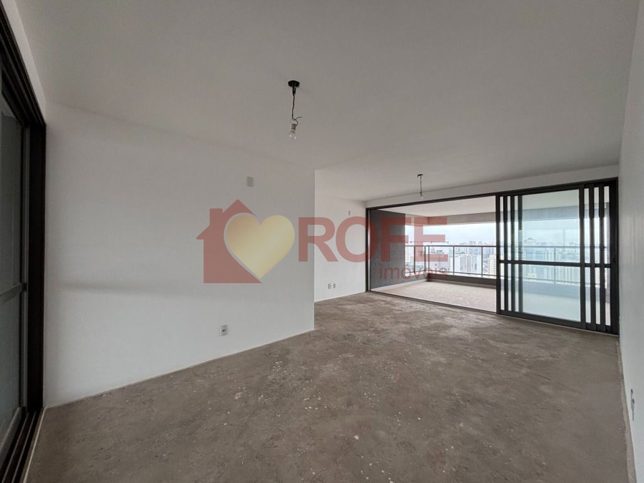 Foto 13 - RF37426