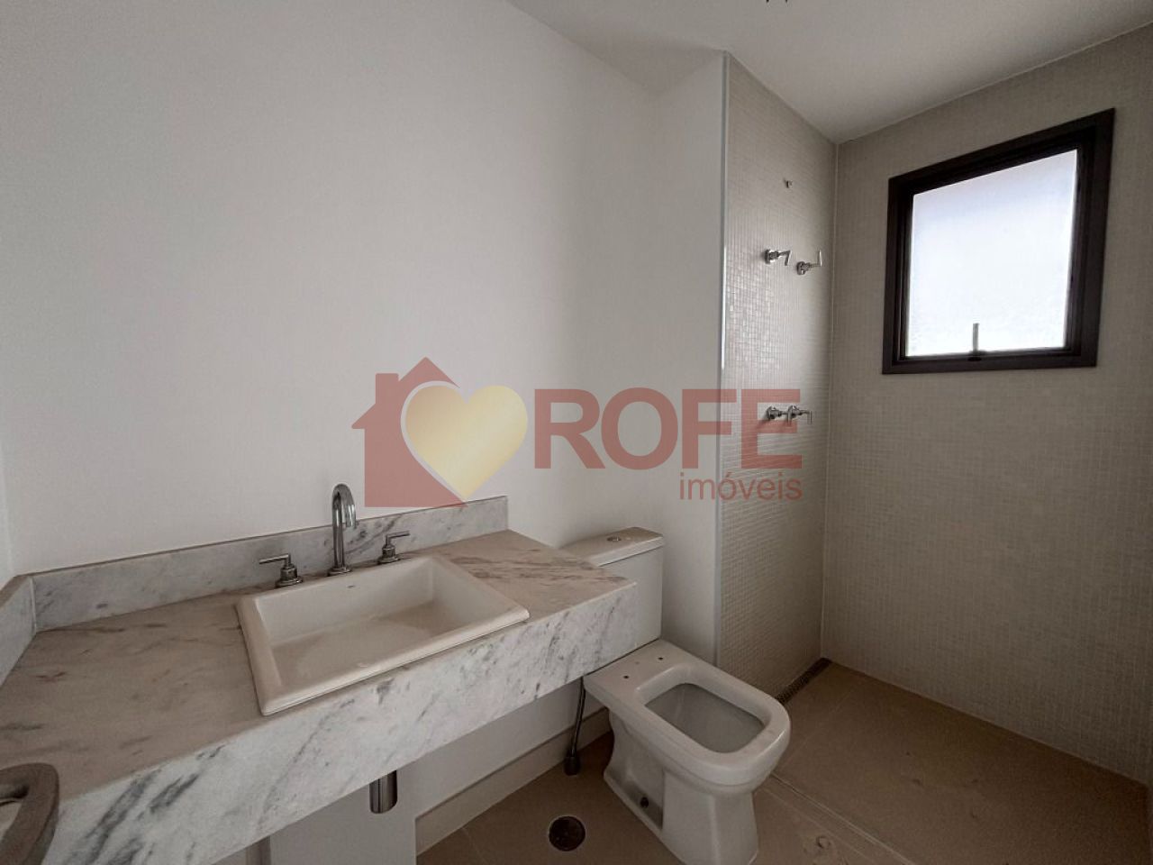 Foto 26 - RF37426