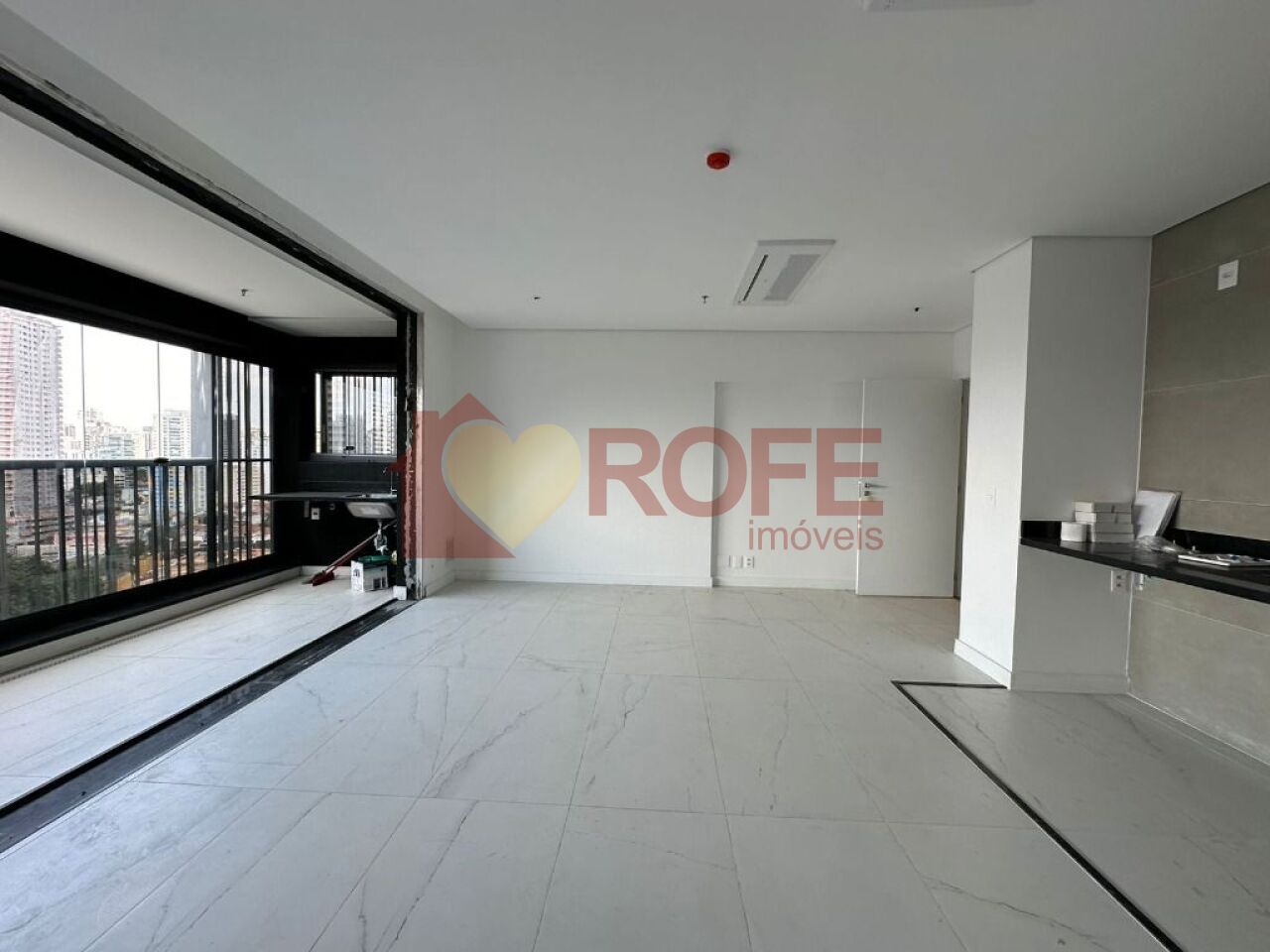 Foto 3 - RF37859